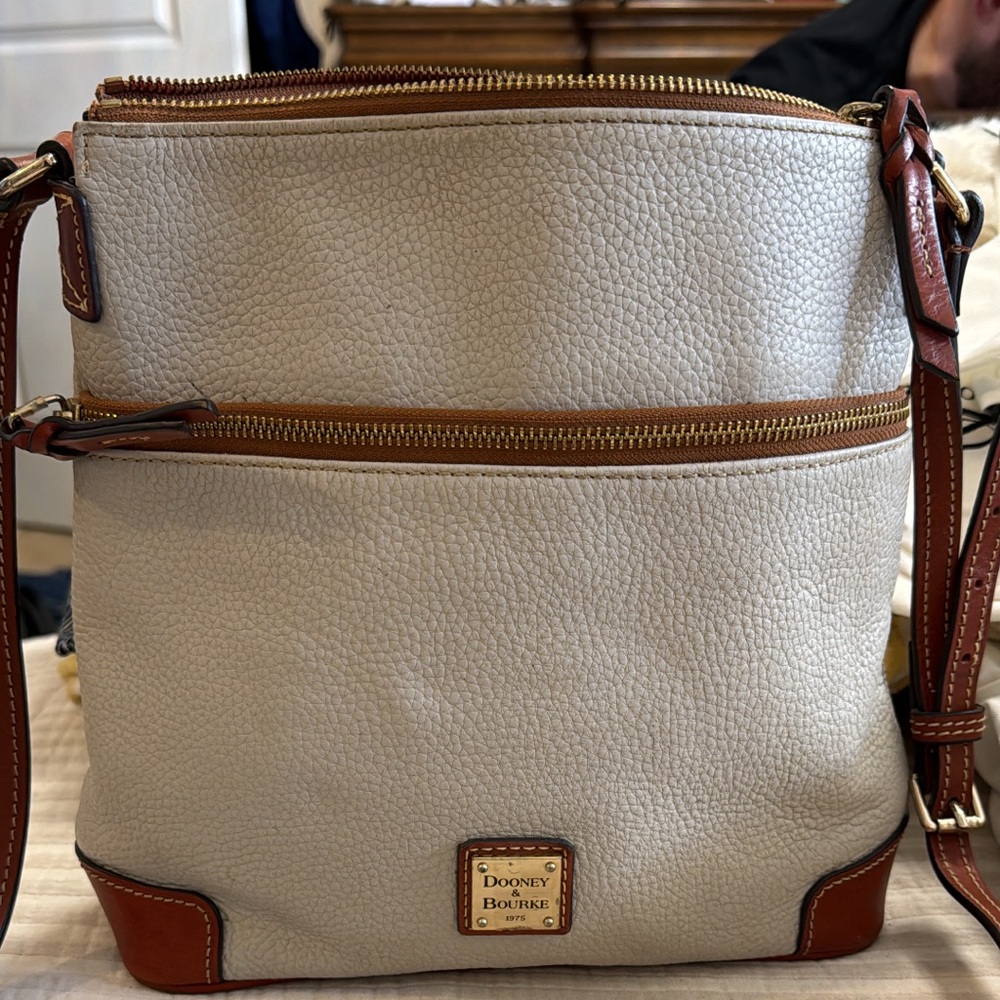 Dooney & Bourke Purse